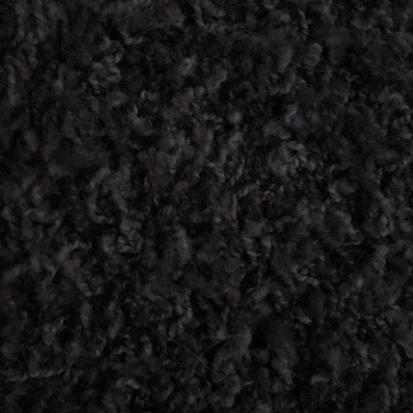 Meet your Posher, Andrea - Picture 1 of 1